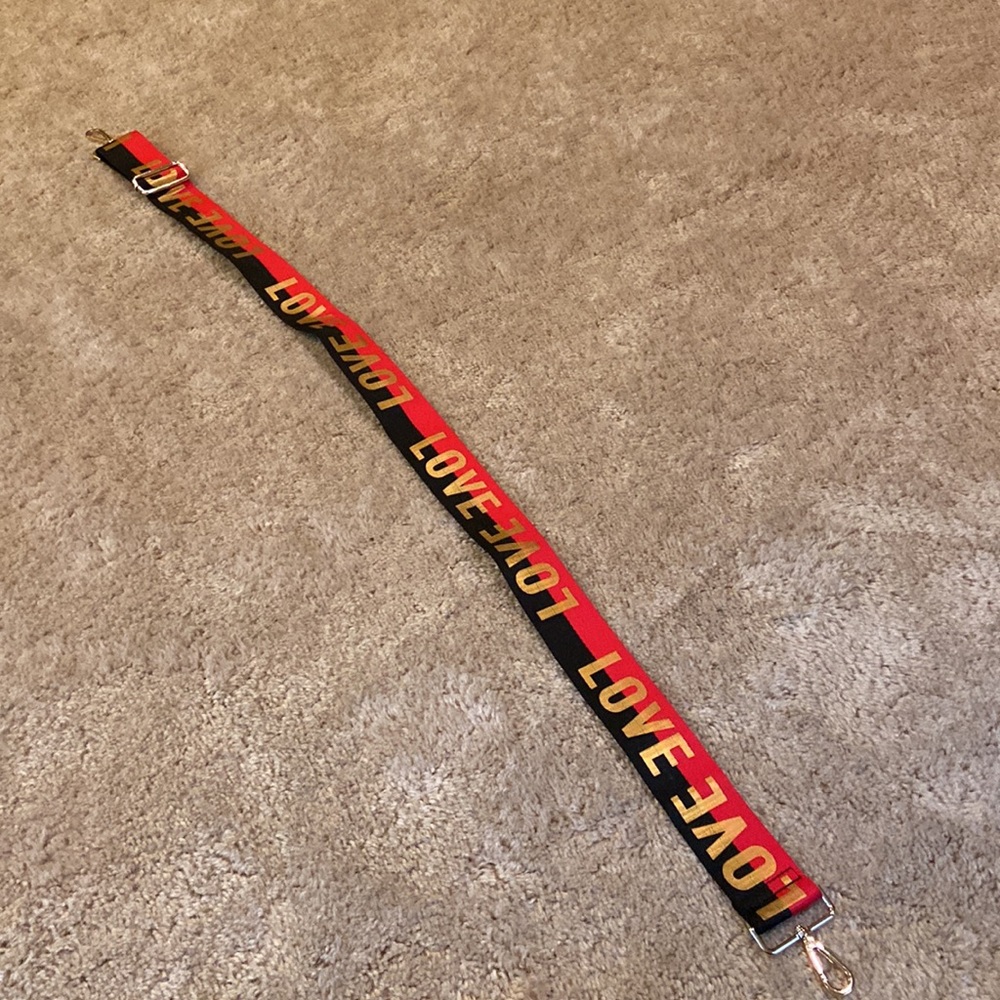 Pocketbook strap adjustable - Picture 2 of 3